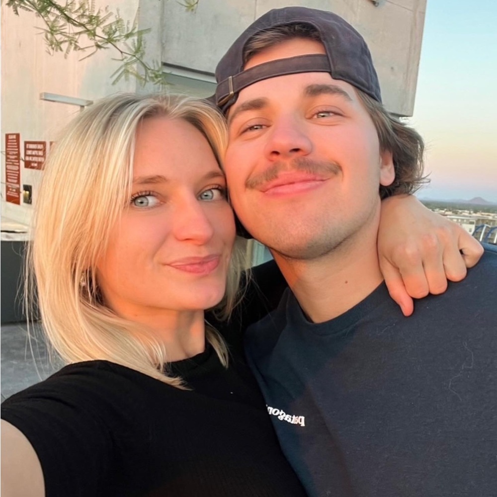 Meet your Posher, Shana